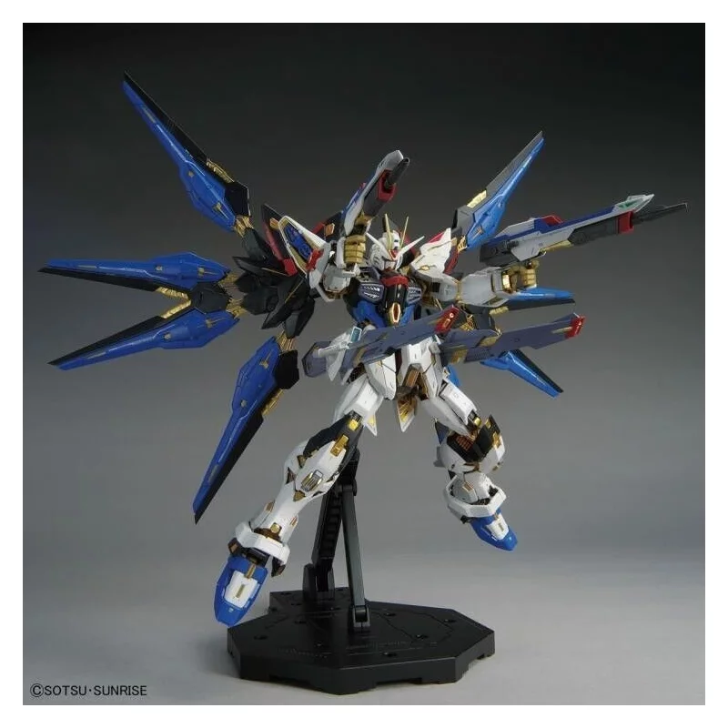 MGEX Gundam Model Kit 1/100 Strike Freedom