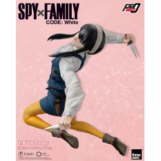 Spy x Family Code White Collectible Action Figure 1/6 FigZero Yor Forger (Winter Costume Ver.) 31cm