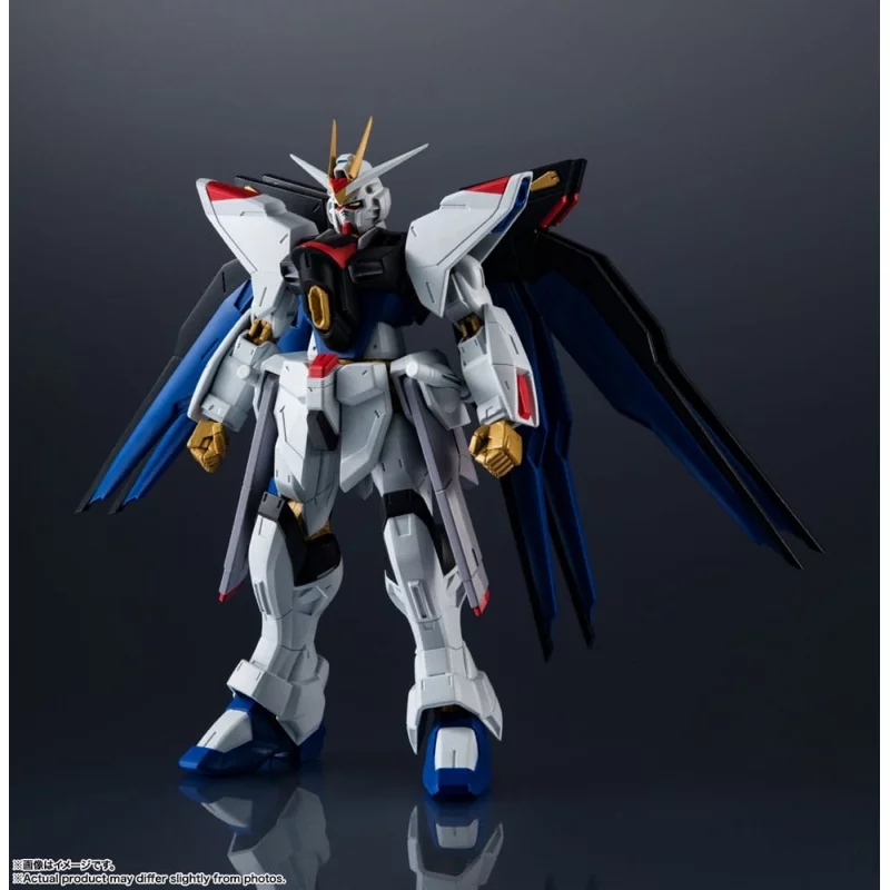 Mobile Suit Gundam SEED Destiny Action Figurine Gundam Universe ZGMF-X20A Strike Freedom Gundam 15cm