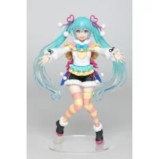 Hatsune Miku Figurine...