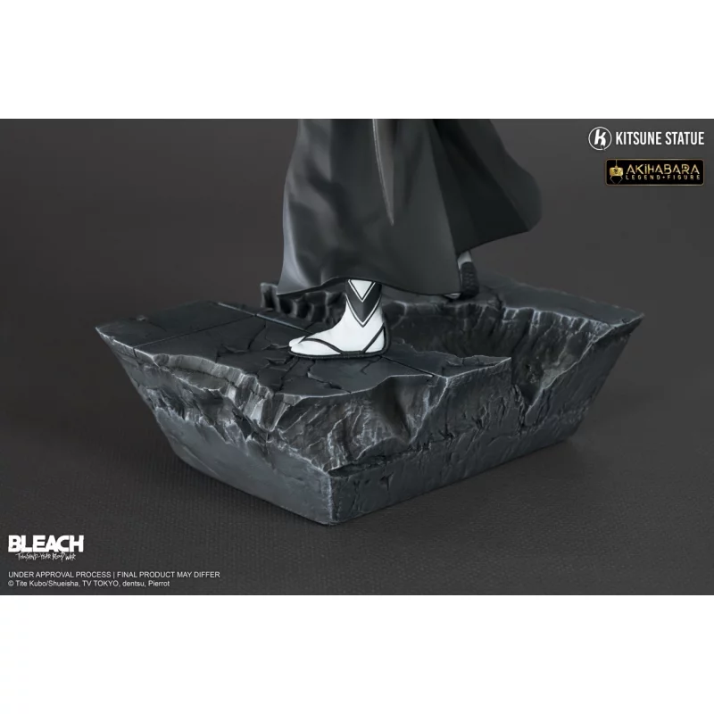 Bleach Statue 1/4 Hallibel 61cm &amp; Figurine 1/8 Ichigo 29cm By Kitsune