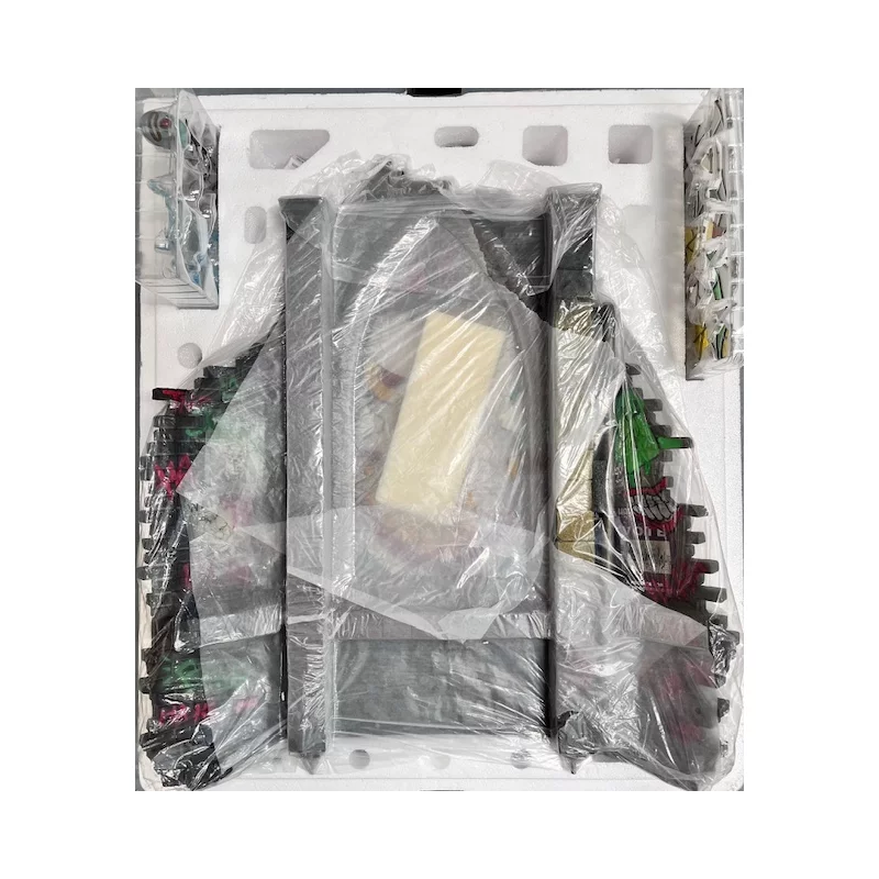 Condition : Statue in perfect condition. Never displayed. Opened for inspection. Graphic box damaged. (N°338/600)
