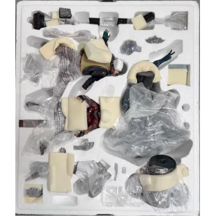 Condition : Statue in perfect condition. Never displayed. Opened for inspection. Graphic box damaged. (N°338/600)
