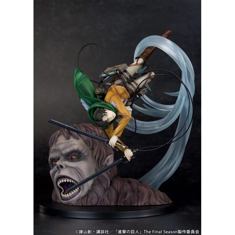 Attack on Titan Figure 1/7 Levi vs Beast Titan Ver. 28cm