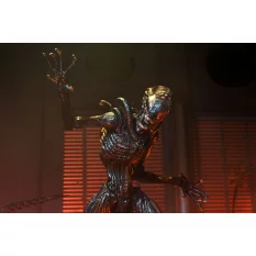 Alien: Romulus Action Figurine Ultimate Scorched Xenomorph 18cm