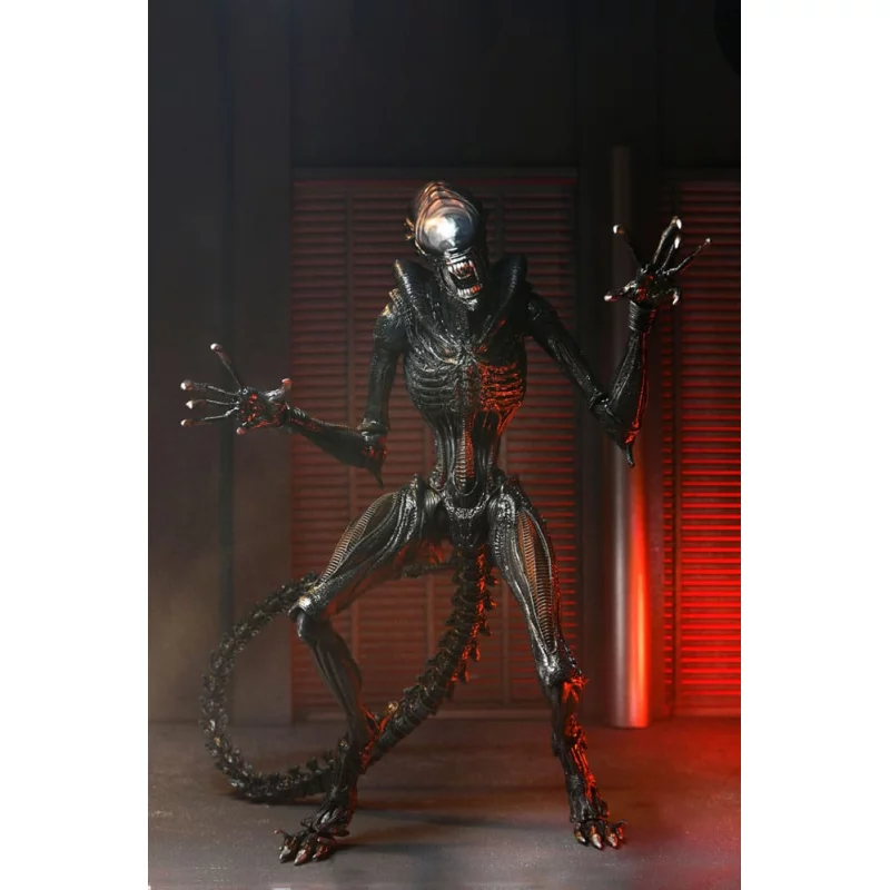 Alien: Romulus Action Figurine Ultimate Scorched Xenomorph 18cm
