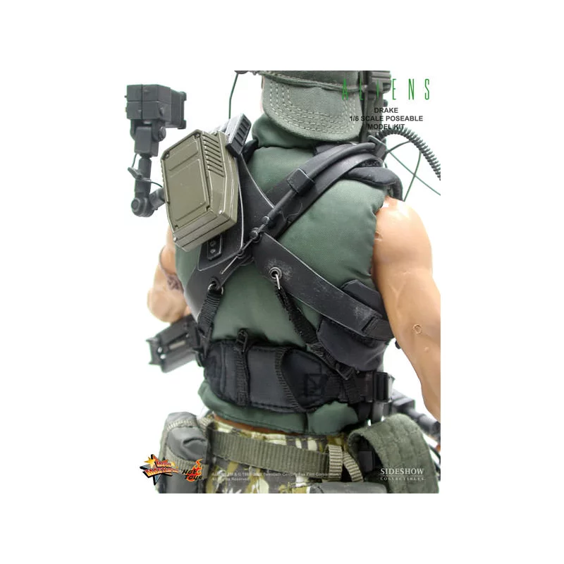 Aliens Hot Toys MMS24 USCM Private Mark Drake 1/6 Collectible Figurine 30cm (exposée)