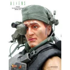 Aliens Hot Toys MMS24 USCM Private Mark Drake 1/6 Collectible Figurine 30cm (exposée)