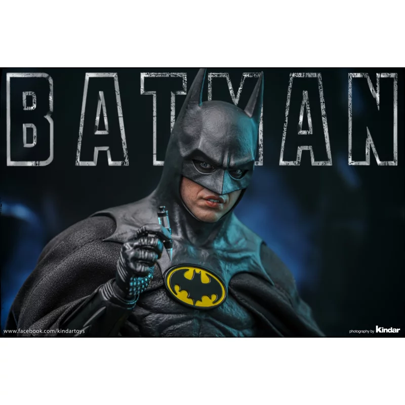 Hot Toys MMS693 Batman (1989) Collectible Action Figure 1/6 Batman (Deluxe Version) 30cm (New)