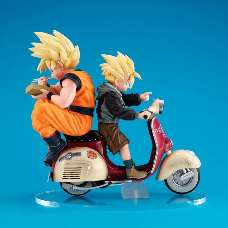 Dragonball Z 05 Desktop Real McCoy Figure Diorama Super Saiyan Son Goku &amp; Super Saiyan Son Gohan &amp; Motorbike 16cm