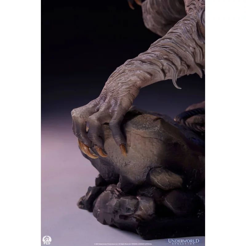 Underworld: Evolution Statue Epic Series 1/3 William 47cm