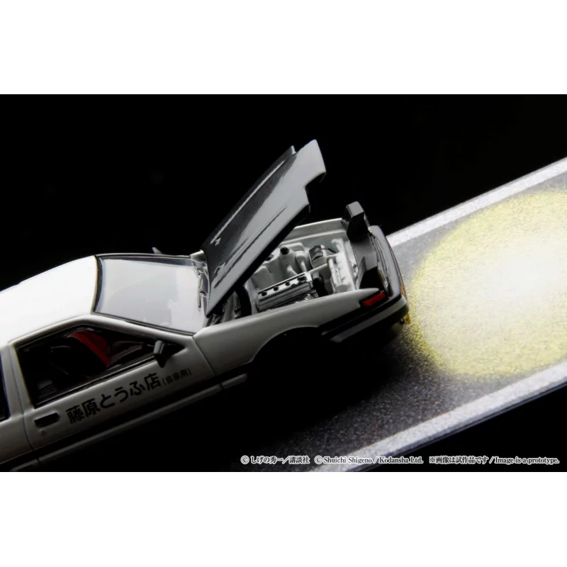 Initial D Toyota Sprinter Trueno GT APEX (AE86) / Engine Equipped Model VS Tomoyuki Tachi 1/64