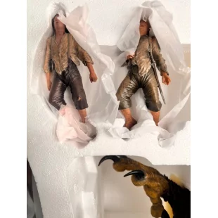 Condition : Statue en parfait état. Jamais exposée. Ouvert pour contrôle.
