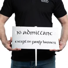 Le Seigneur des Anneaux Metalbird No Admittance Sign 32cm