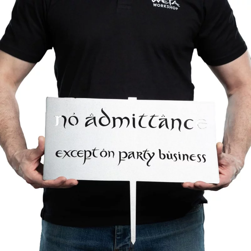 Le Seigneur des Anneaux Metalbird No Admittance Sign 32cm