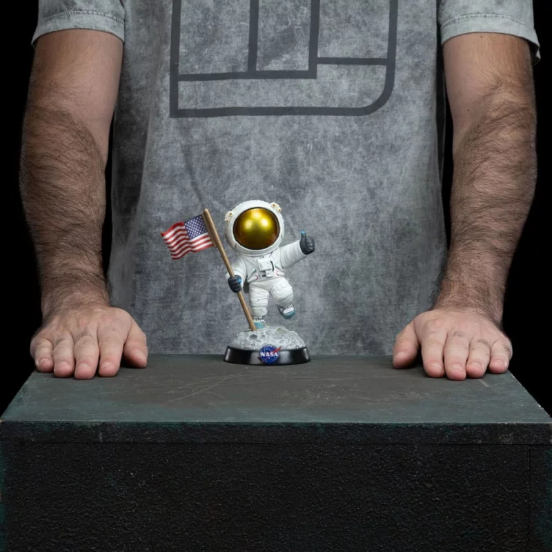 Nasa Figurine Mini Co. Apollo 11 Astronaut 23cm