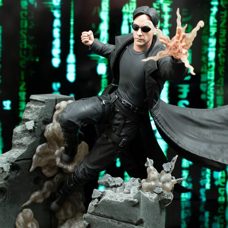 The Matrix Gallery Deluxe Figure Neo 25cm