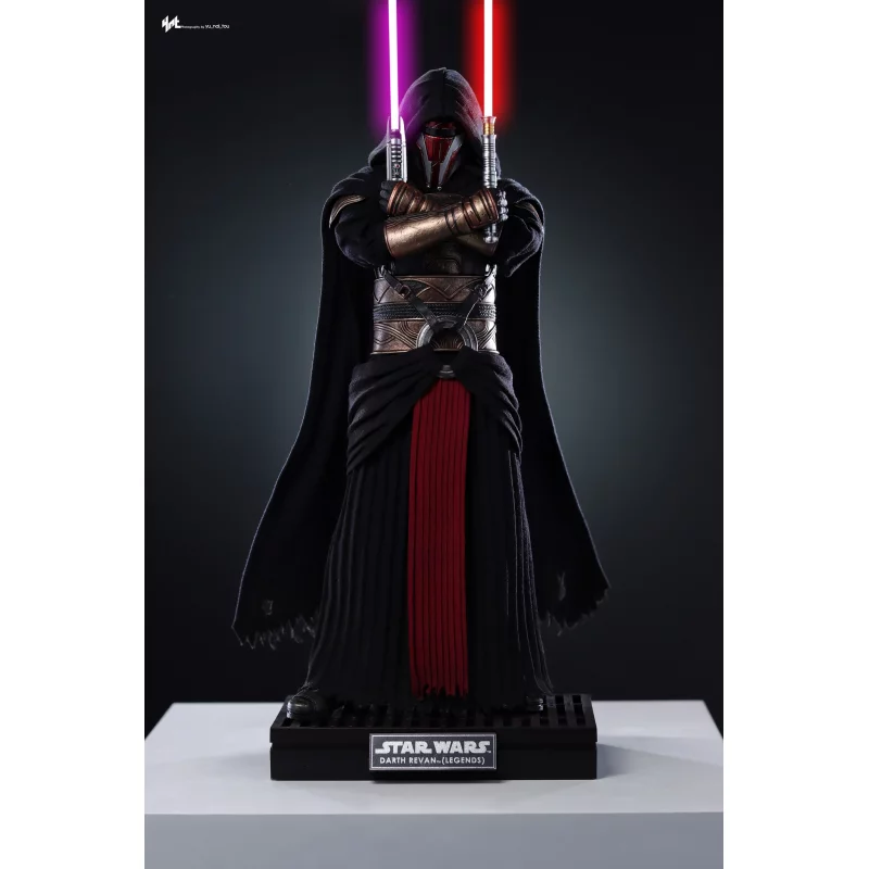 Hot Toys VGM62 Star Wars Collectible Action Figure 1/6 Darth Revan 31cm