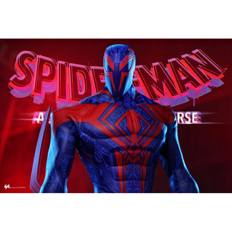 Hot Toys MMS711 Spider-Man: Across the Spider-Verse Collectible Action Figurine 1/6 Spider Man 2099 33cm