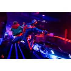 Hot Toys MMS711 Spider-Man: Across the Spider-Verse Collectible Action Figurine 1/6 Spider Man 2099 33cm