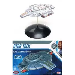 Star Trek U.S.S. Defiant...