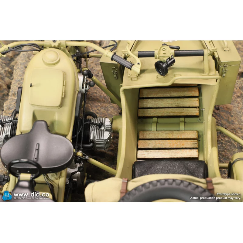 WWII German Zündapp KS 750 Motorcycle with Sidecar (Sand) Side-car DID E60075Y 1/6