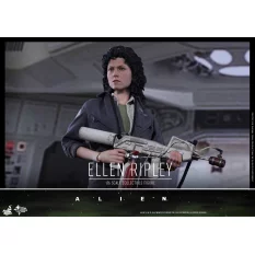 Hot Toys MMS366 Alien Ellen Ripley Sigourney Weaver 1/6th scale Collectible Figure 30cm (Sealed Box)