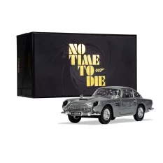James Bond Aston Martin DB5...