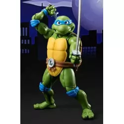 TMNT S.H. Figuarts Leonardo...