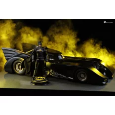 Hot Toys MMS712 The Flash Collectible Action Figure 1/6 Batman (Modern Suit) 30cm