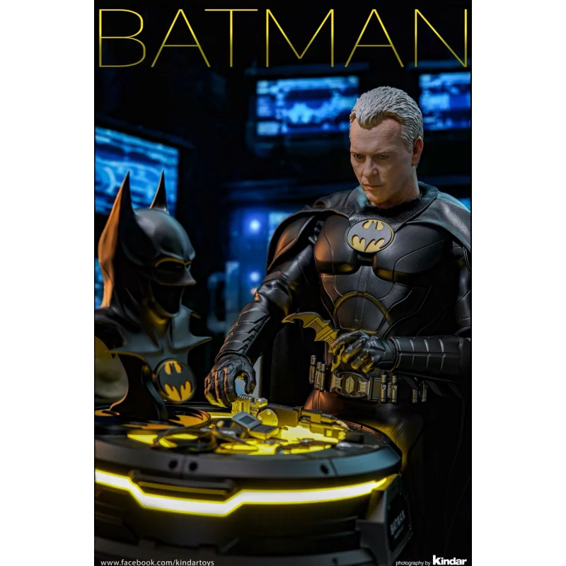 Hot Toys MMS712 The Flash Collectible Action Figure 1/6 Batman (Modern Suit) 30cm
