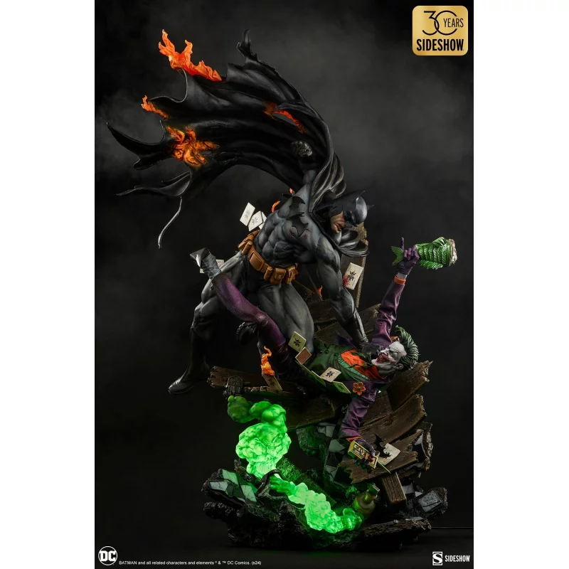 DC Comics Statue Premium Format Batman vs The Joker: Eternal Enemies 81cm (New)