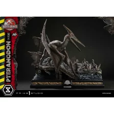 Jurassic Park III Statue...