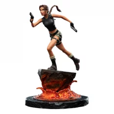 Tomb Raider Statue Lara...