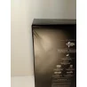 Figurine neuve en boîte scellée. La figurine est en parfait état, seule la boîte présente des dommages cosmétiques.
