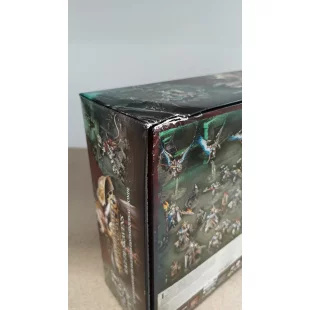 Condition : Figurine neuve en boite scellée. Boite endommagée