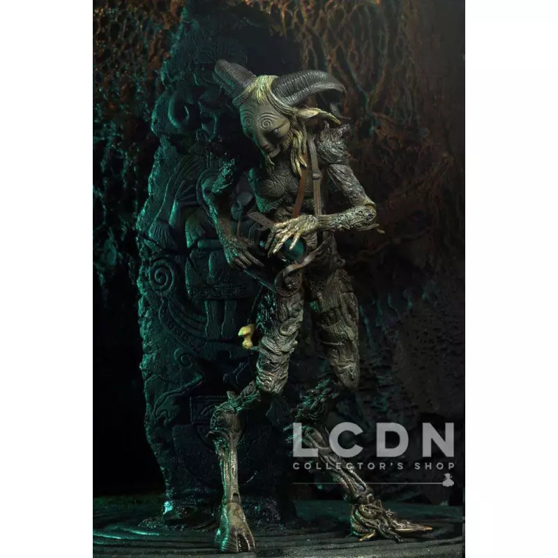 Guillermo del Toro Signature Collection Action Figure Pan&#039;s Labyrinth Old Faun 23 cm