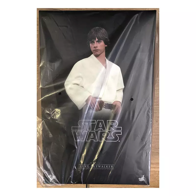 Hot Toys MMS297 Star Wars Ep. IV New Hope Luke Skywalker Mark