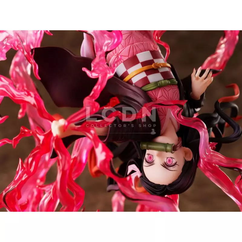 Demon Slayer Kimetsu no Yaiba Statue 1/8 Nezuko Kamado Exploding Blood 20cm