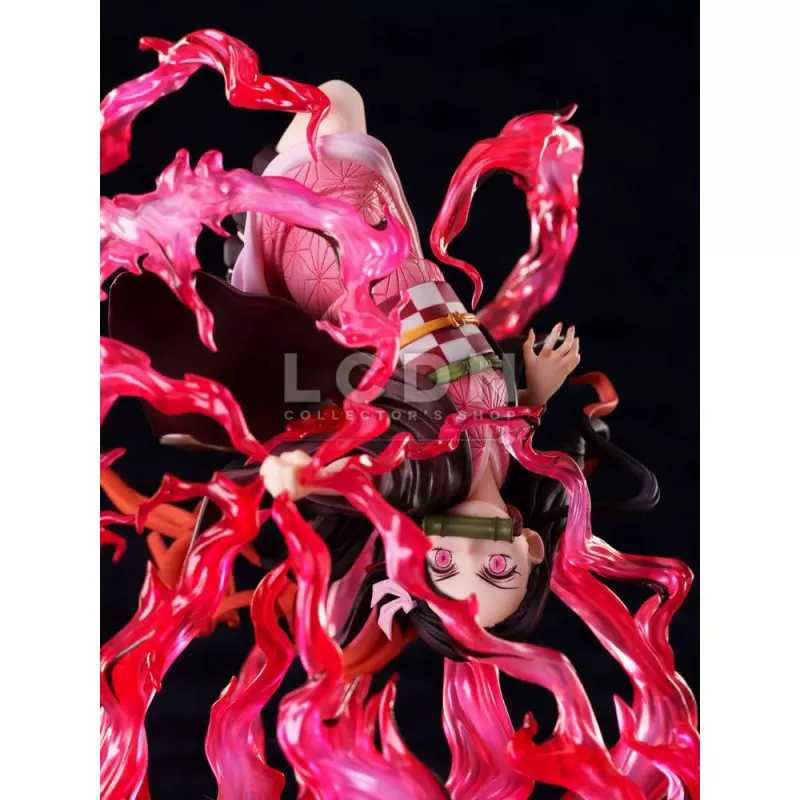 Demon Slayer Kimetsu no Yaiba Statue 1/8 Nezuko Kamado Exploding Blood 20cm