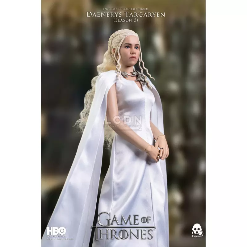 Daenerys targaryen action figure top