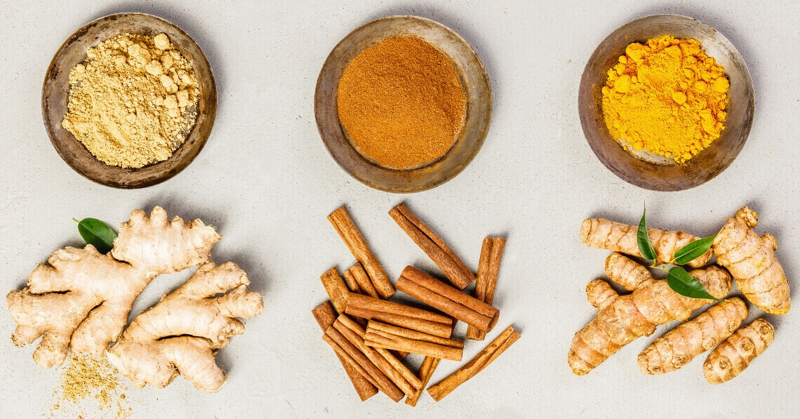 Turmeric, ginger and cinnamon aong with powders