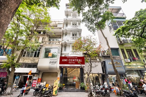 AMI Central Hotel