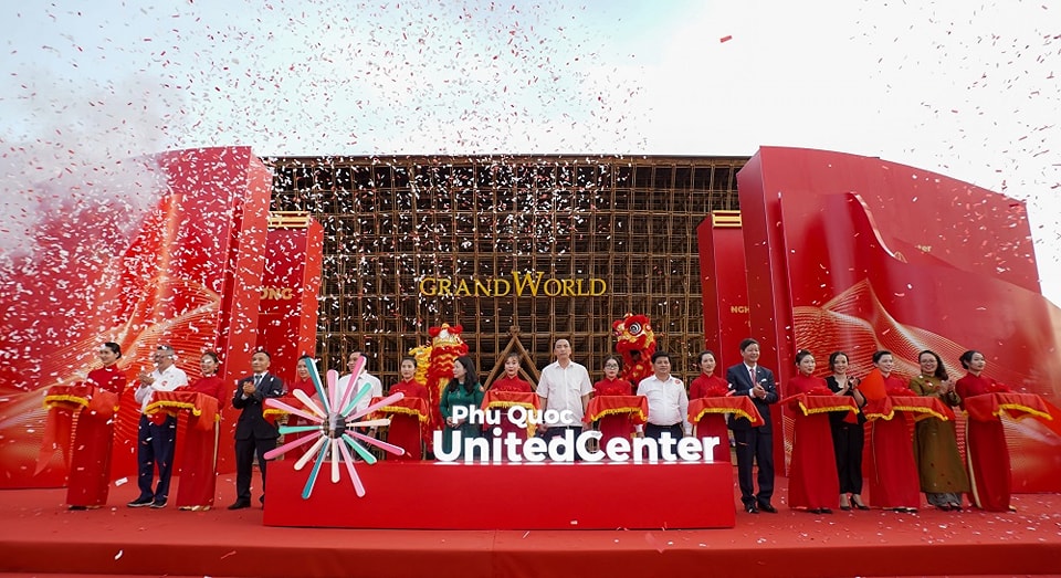 Mua bán - Review Voucher Vinpearl - Vinfast