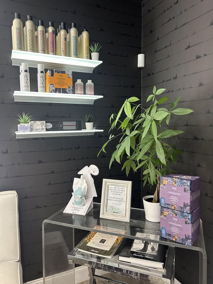 Evolve Salon and Style Lounge