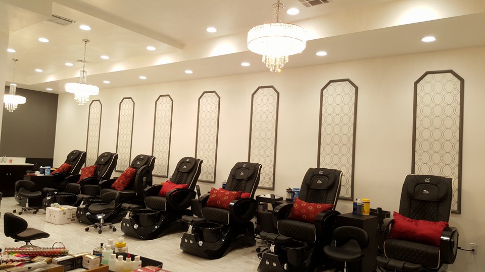 Polish Me Pretty Nail Bar