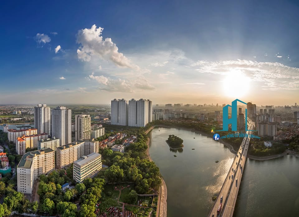 CƯ DÂN HH1-2-3-4 LINH ĐÀM