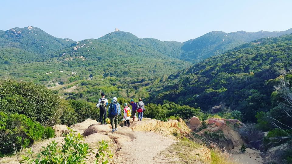 Nhóm Trekking, Leo núi, Cắm trại cuối tuần