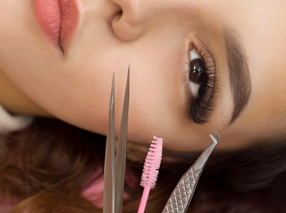 Friendly Lash Tech Support