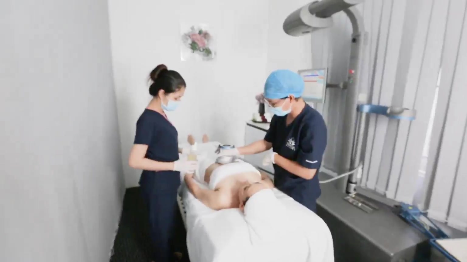 Viện Thẩm Mỹ Quốc Tế Dencos Luxury